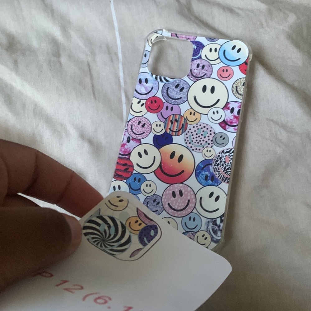 IPHONE CASE - Picture 3 of 3